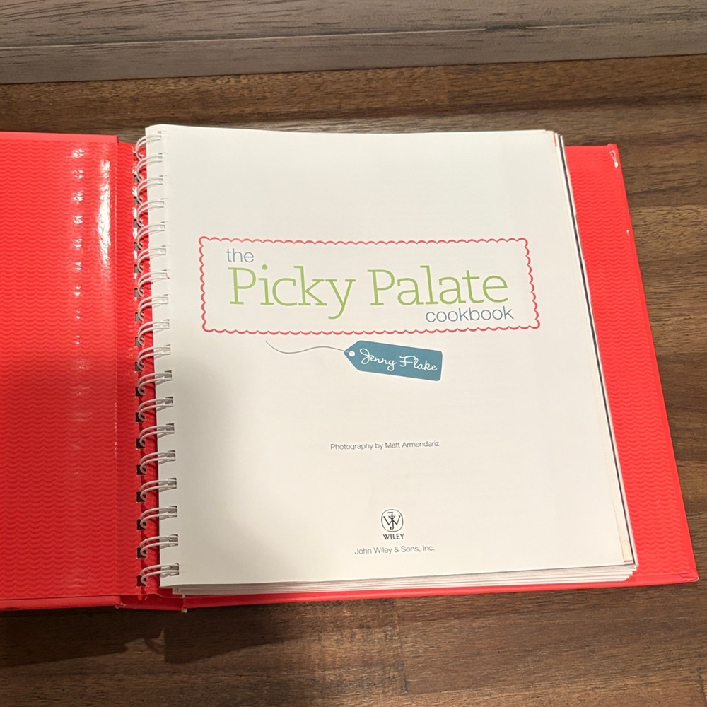 Flatbreads, Wraps & More Cookbook - Picture 4 of 6